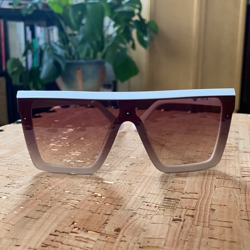 Retro Square Large Sunnies